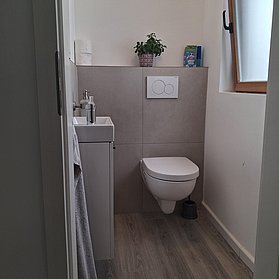 1000024243