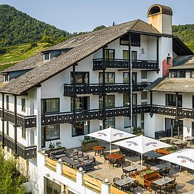 Außenasicht mit Terrasse