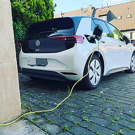 E-Auto Laden