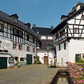 Ahrquelle, Blankenheim, Eifel, Ahrtal, Fachwerkhaus, Ahr
