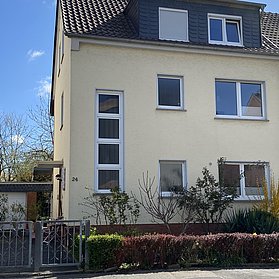 Haus Front Rollos auf allen Ebenen