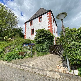 Historischer Zehntturm und Künstleratelier in Bandorf