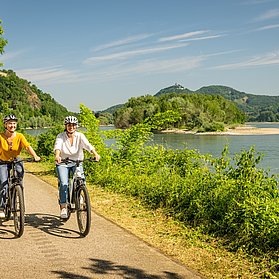 Rheinradweg bei Remagen-Rolandseck
