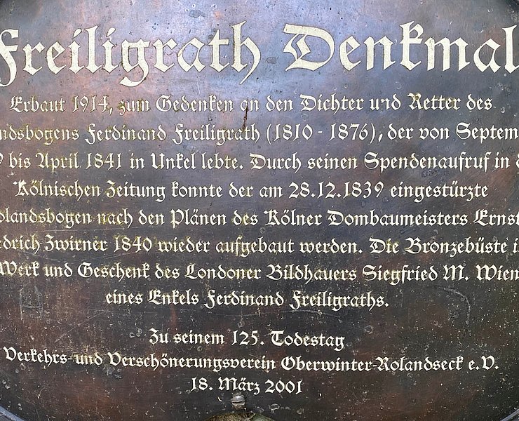 Gedenktafel am Freiligrath-Denkmal