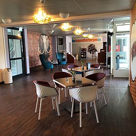 Foyer 2