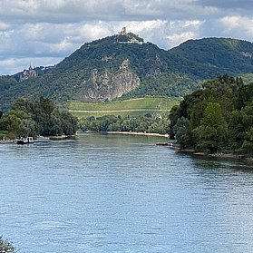 Drachenburg und Drachenfels