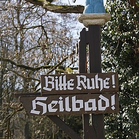 Bitte Ruhe Heibad!