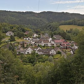Blick auf Fuchshofen zwischen Eichenbach und Wershofen