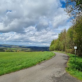 Unterwegs auf der Vulkan-Rad-Route Eifel bei Nürburg